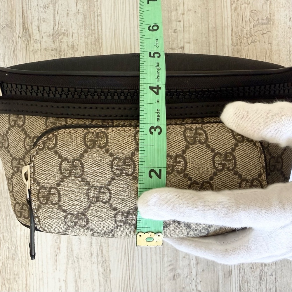 New Gucci brown GG Supreme Monogram men belt bag - Picture 14 of 14